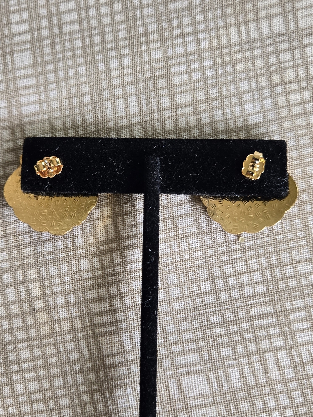 Avon VTG Post earrings. Shell Cloisonne. Gold-Tone. - Picture 6 of 9